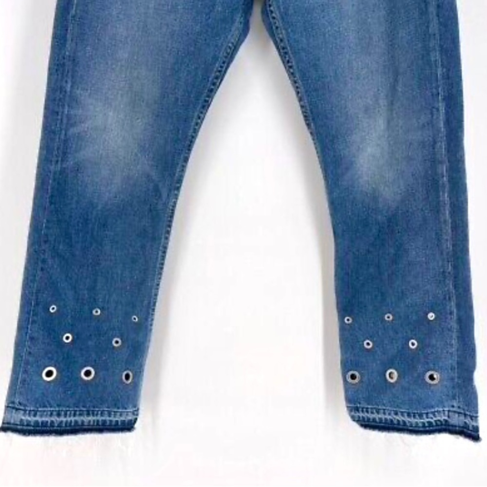 ⭐️HOST PIC⭐️10/3/24 🥂Rag & Bone ‘Riveted’ cropped Jeans, 24. A RARE Rag & Bone! - Picture 9 of 13